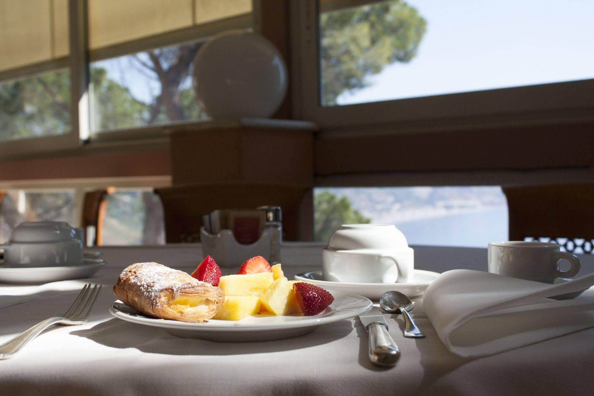 Grand Miramare Hotel 4*
